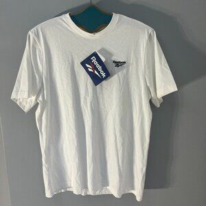 NWT Reebok Mens Tee